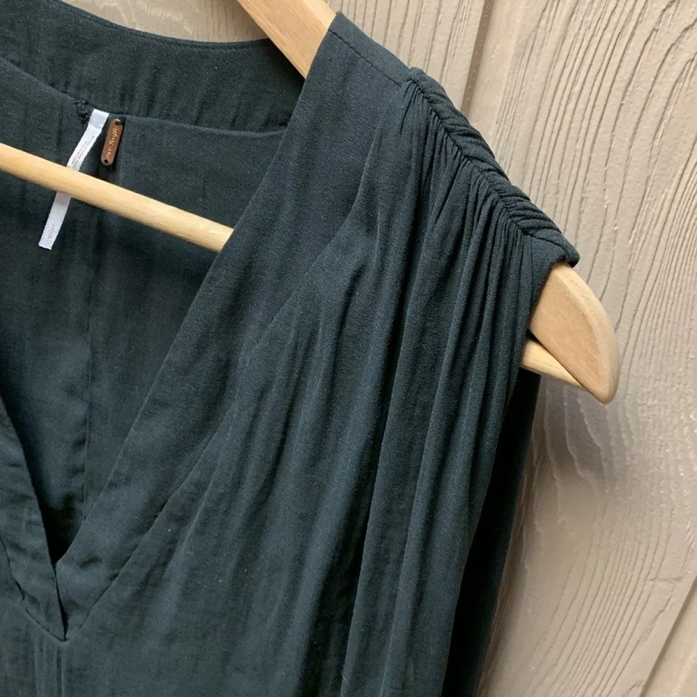 Free People Top - Picture 4 of 10